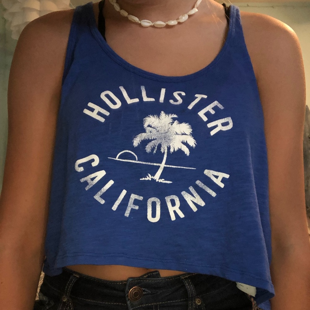 Hollister cropped tank